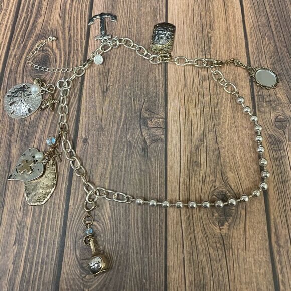 Fleur De Lis Clip On Charm Necklace - Picture 1 of 5